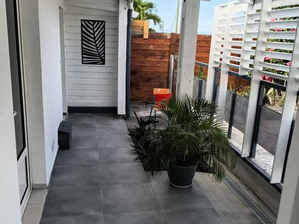 Location T2