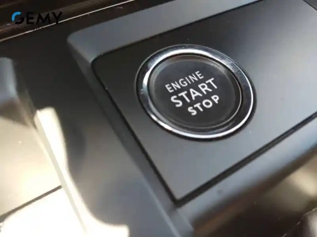 Citroën C5 Aircross hybride rechargeable 225 e-eat8 — photo 20