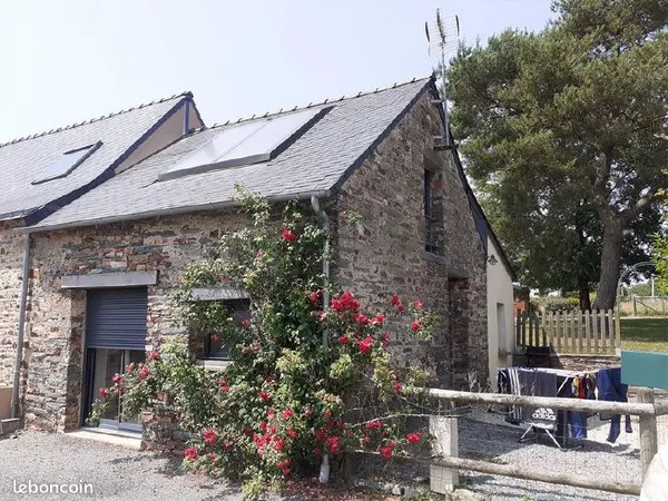 Charmante maison T.2 rénovée, avec jardin
