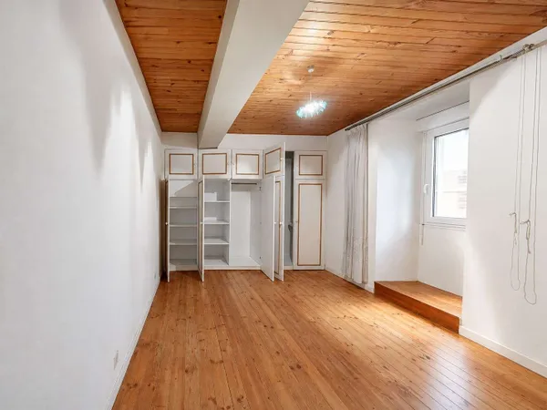 Immeuble 185 m²