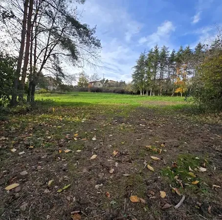 Terrain 1200 m²