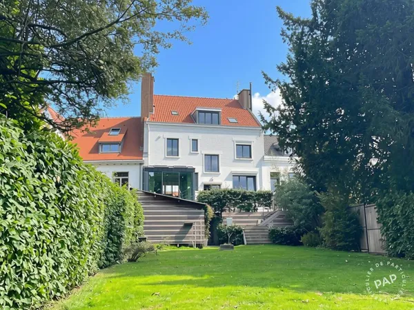 Maison 6 pièces 235 m²