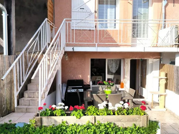Maison de village à Viry