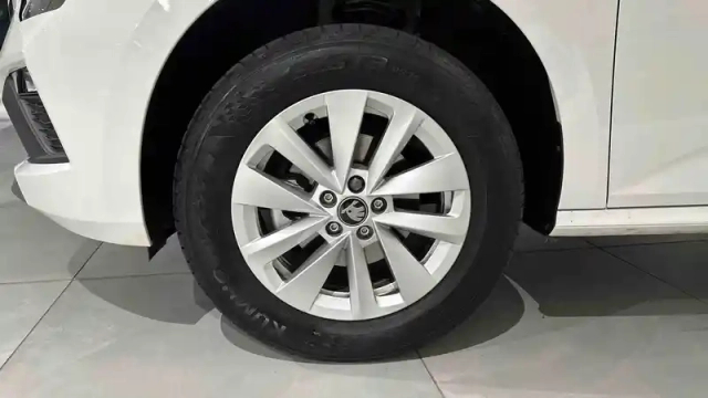 Skoda Kamiq 1.0 tsi evo 2 95 ch bvm5 — photo 12