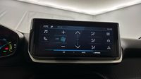 Peugeot 208 e-208 136ch Active — photo 18