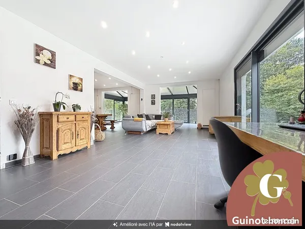 Maison 8 pièces 207 m²