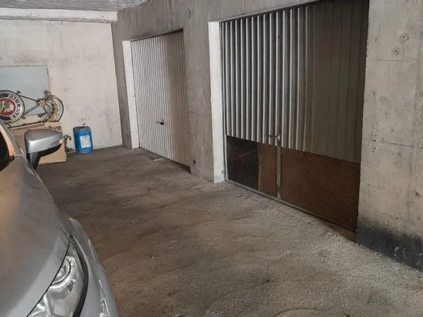 Garage Villefontaine a côté de la Mairie