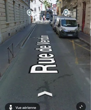 Murs loué à vendre proche comédie