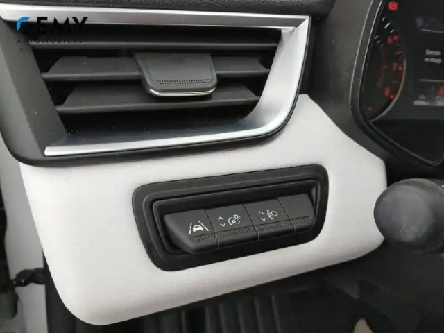 Renault Clio tce 90 — photo 60