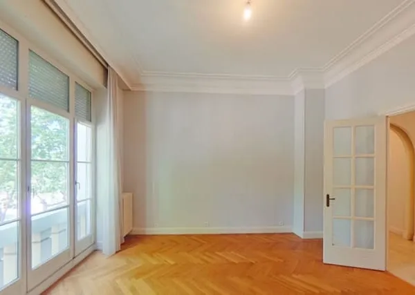 APPARTEMENT T4 - LYON 6EME