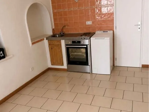 Appartement Location La Motte-du-Caire 1p 20m² 380€