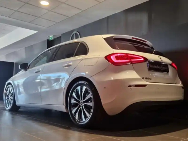 Mercedes Classe A 180 d style line — photo 36