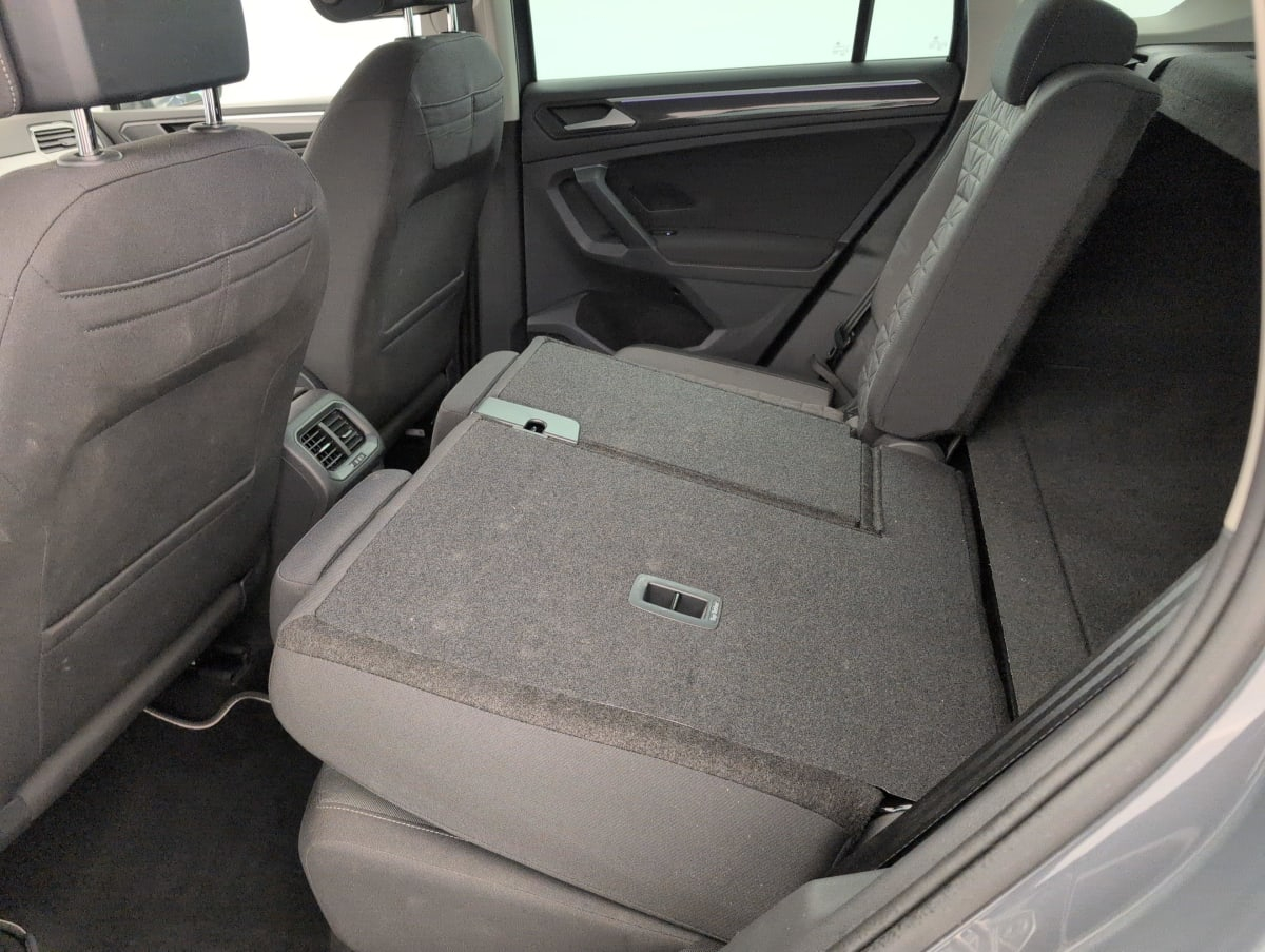 Volkswagen Tiguan — photo 12