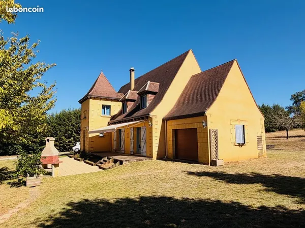 Propriété 6 pièces 137 m²