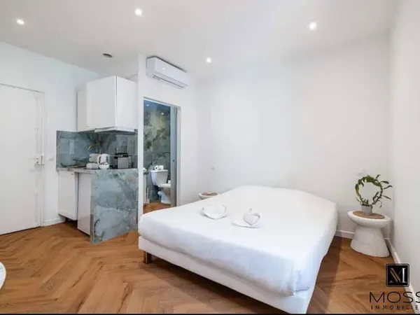 Studio 1 pièce 17 m²