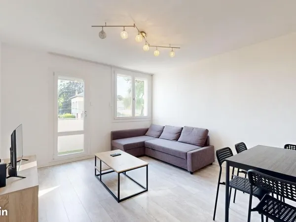 Chambre 4 pièces 68 m²