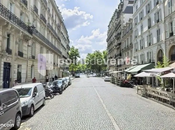Commerce habillement/textile 65 m²