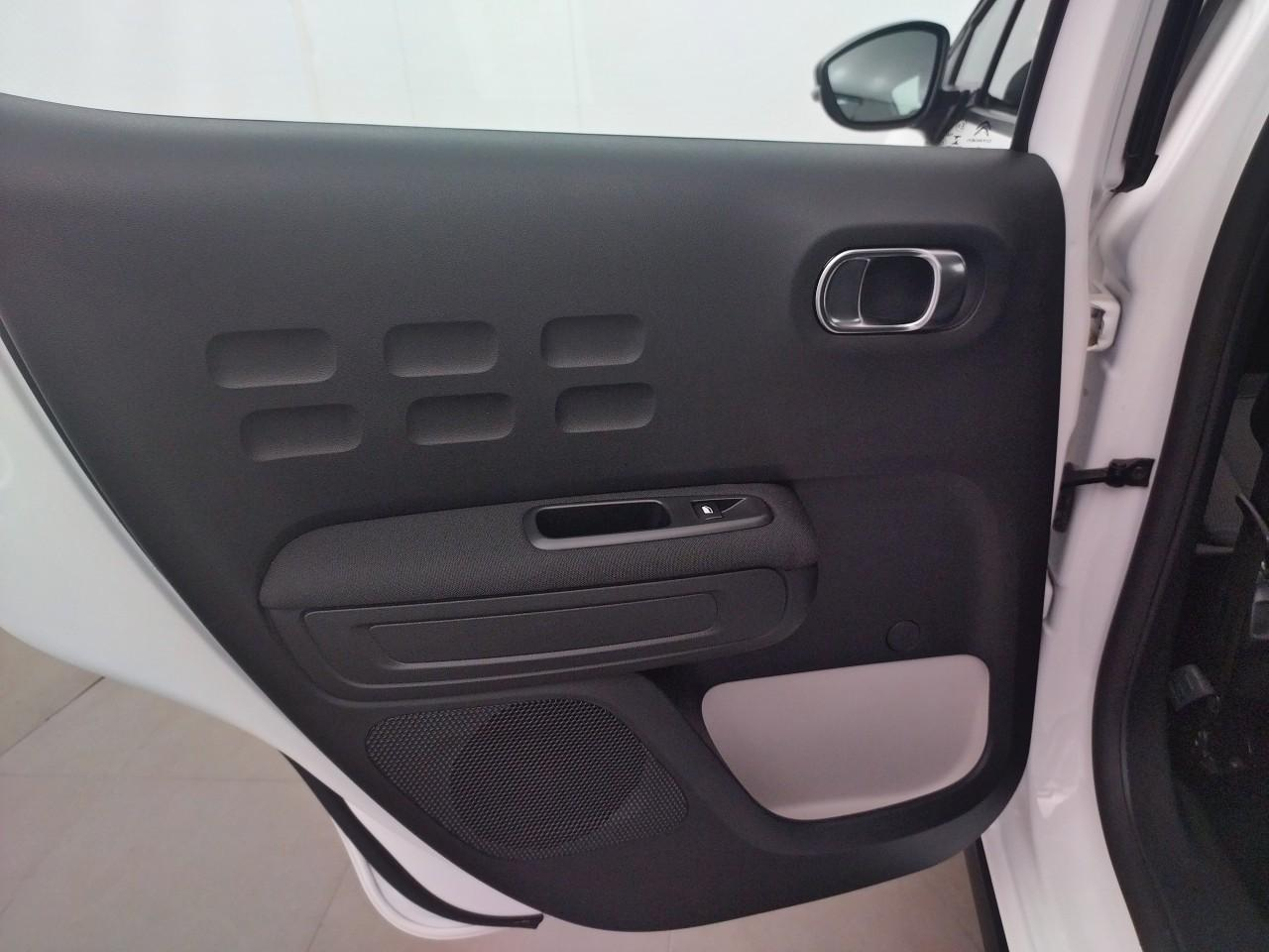 Citroën C3 puretech 110 s&s eat6 shine — photo 23
