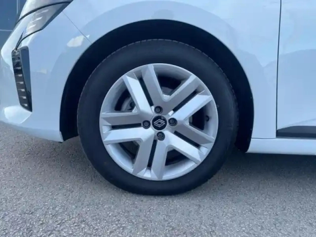 Renault Clio 1.5 dci 100ch evolution - 25 — photo 9