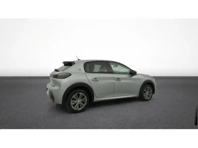 Peugeot 208 electrique 50 kwh 136ch — photo 9