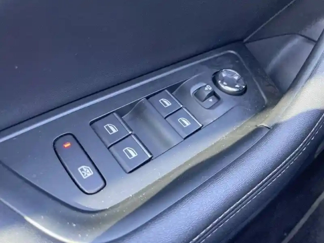 Peugeot 508 puretech  130 ch s&amp;s eat8 — photo 57