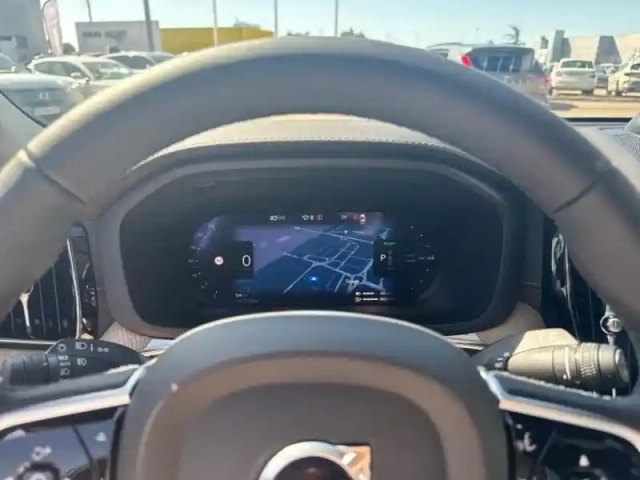 Volvo Xc60 t6 hybride rechargeable 335ch ultra style dark geartronic 8 awd — photo 8