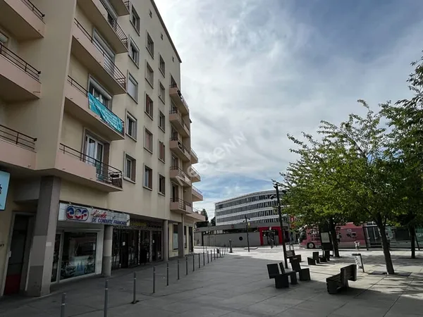 NANCY VELODROME - T3 meublé - 2 chambres - BALCON