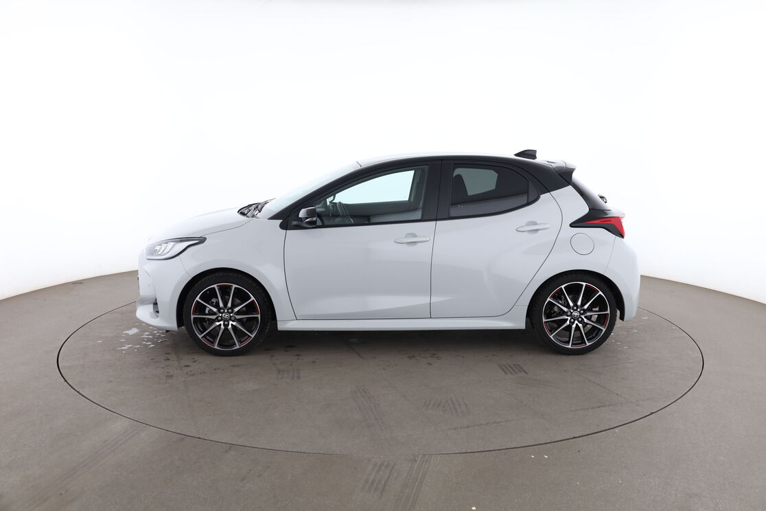 Toyota Yaris 1.5 Hybrid GR Sport — photo 2