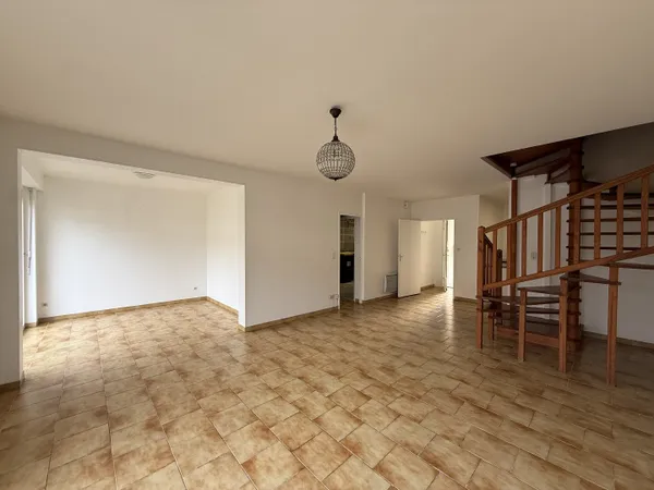 Maison 5 pièces 122 m²