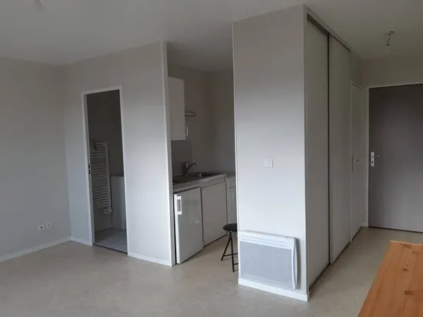 Studio 1 pièce 25 m²