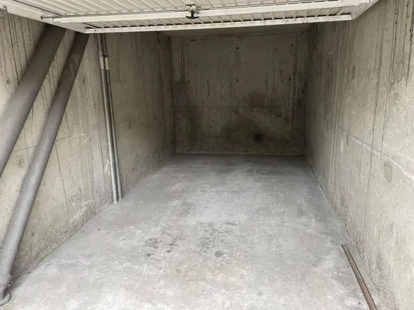 Parking 15 m²