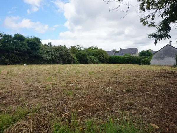 Terrain 2600 m²