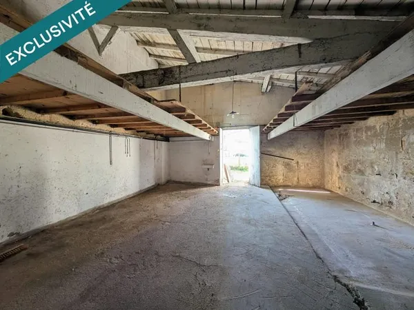 Local 80 m² avec jardin