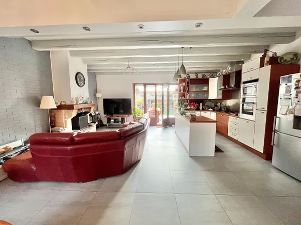 Maison 6 pièces 177 m²