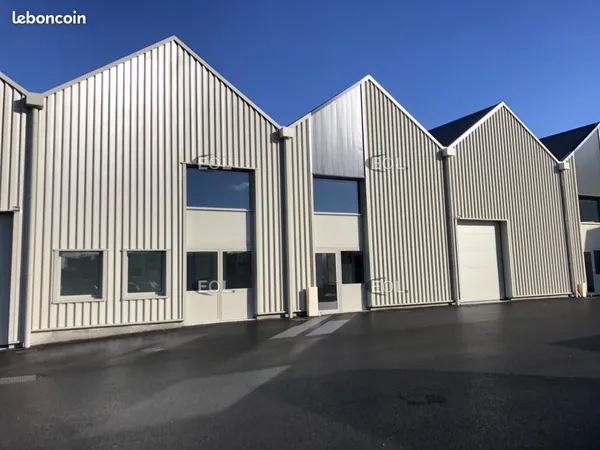 Local d'activité 310 m²