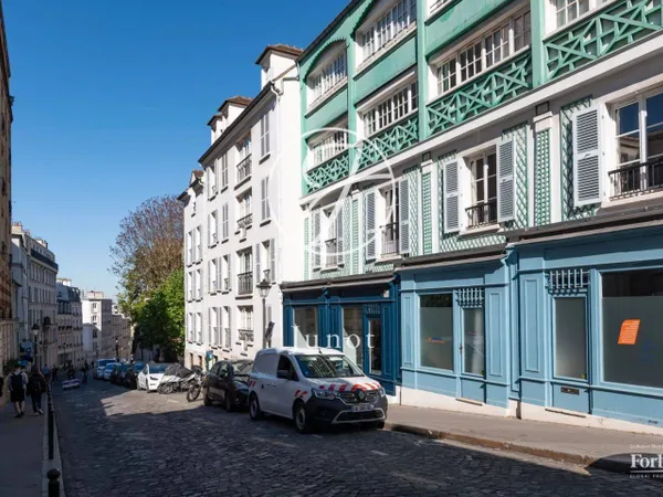 Local commercial 121 m²