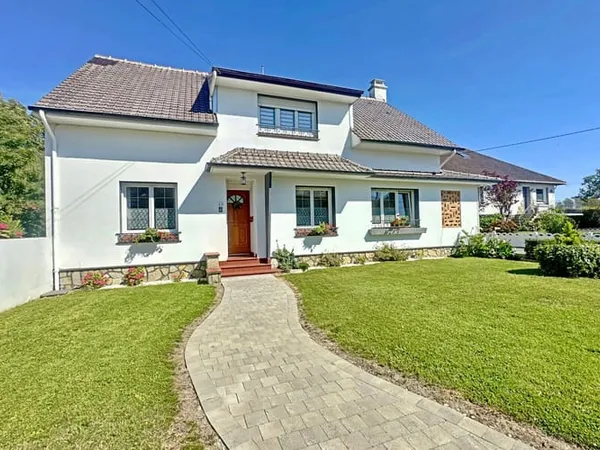Maison 5 pièces 180 m²