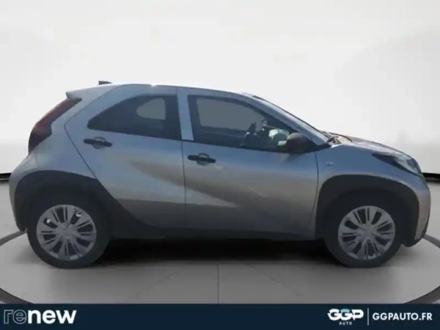 Toyota Aygo X 1.0 vvt-i 72ch active — photo 6