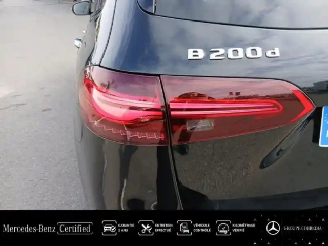 Mercedes Classe B 200d 150ch amg line 8g-dct — photo 19