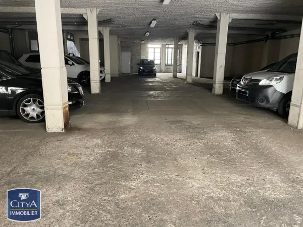 Stationnement Location Saint-Étienne 56€