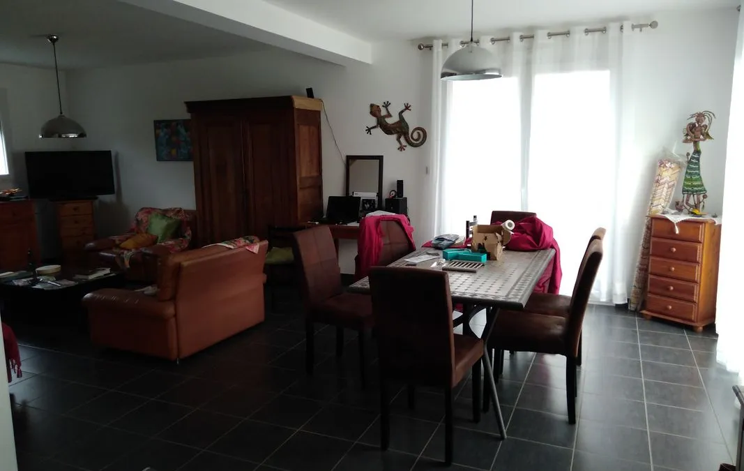 Photo 3
