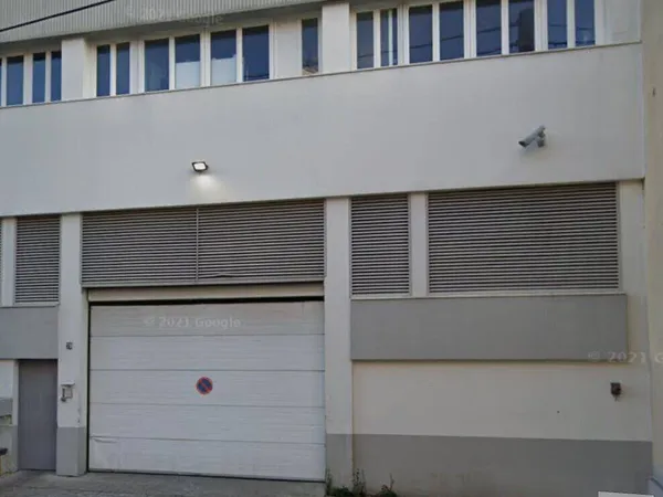 Local d'activité 1479 m²