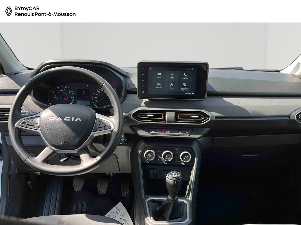 Dacia Jogger TCe 110 5 places — photo 9