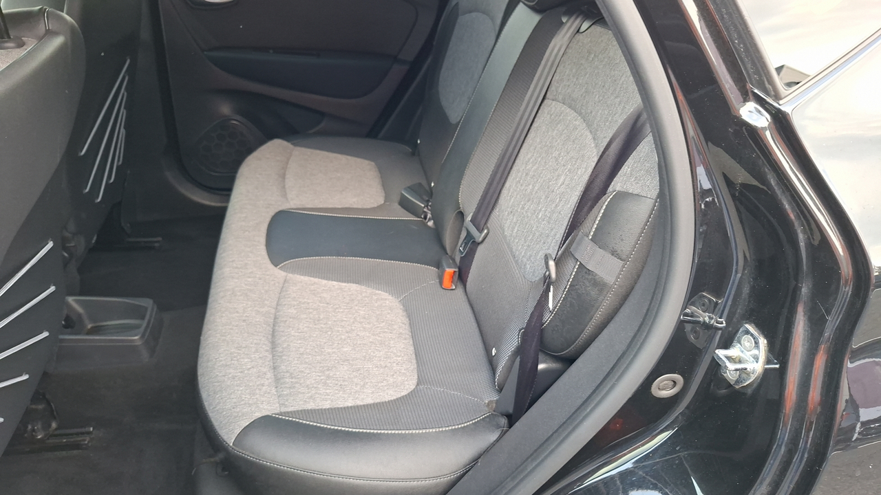 Renault Captur TCe 90 — photo 19