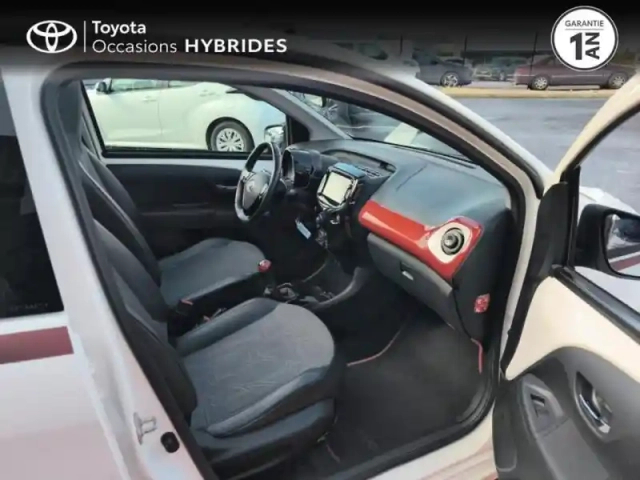 Toyota Aygo 1.0 vvt-i 69ch x-glam 5p — photo 6