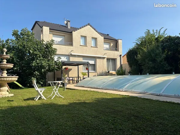 COUP DE CŒUR - Maison avec piscine au coeur du Vieux Cormontreuil