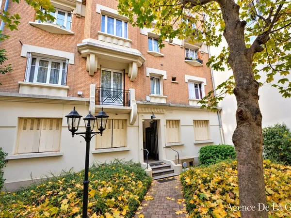 Appartement Houilles 1 pièce 19 m² - 2 minutes de la Gare