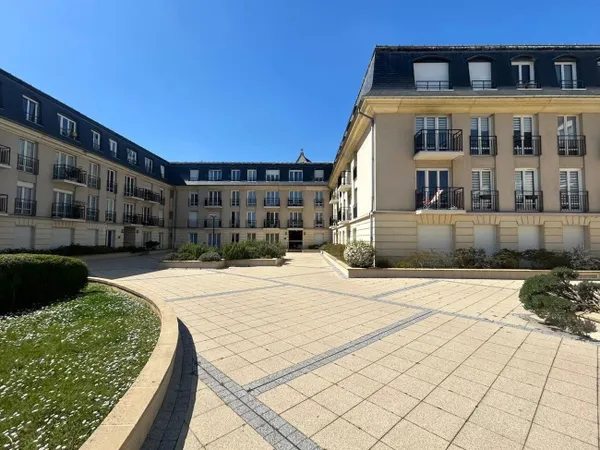 Commerce 5 pièces 98 m²