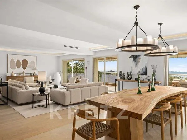 Maison 7 pièces 315 m²