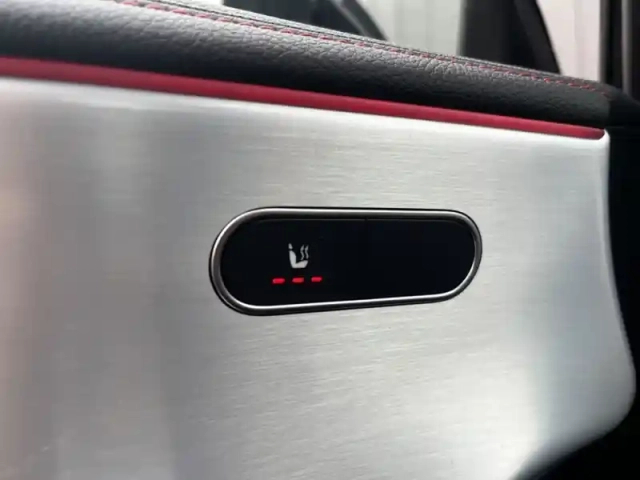 Mercedes Cla 180 d amg line — photo 14